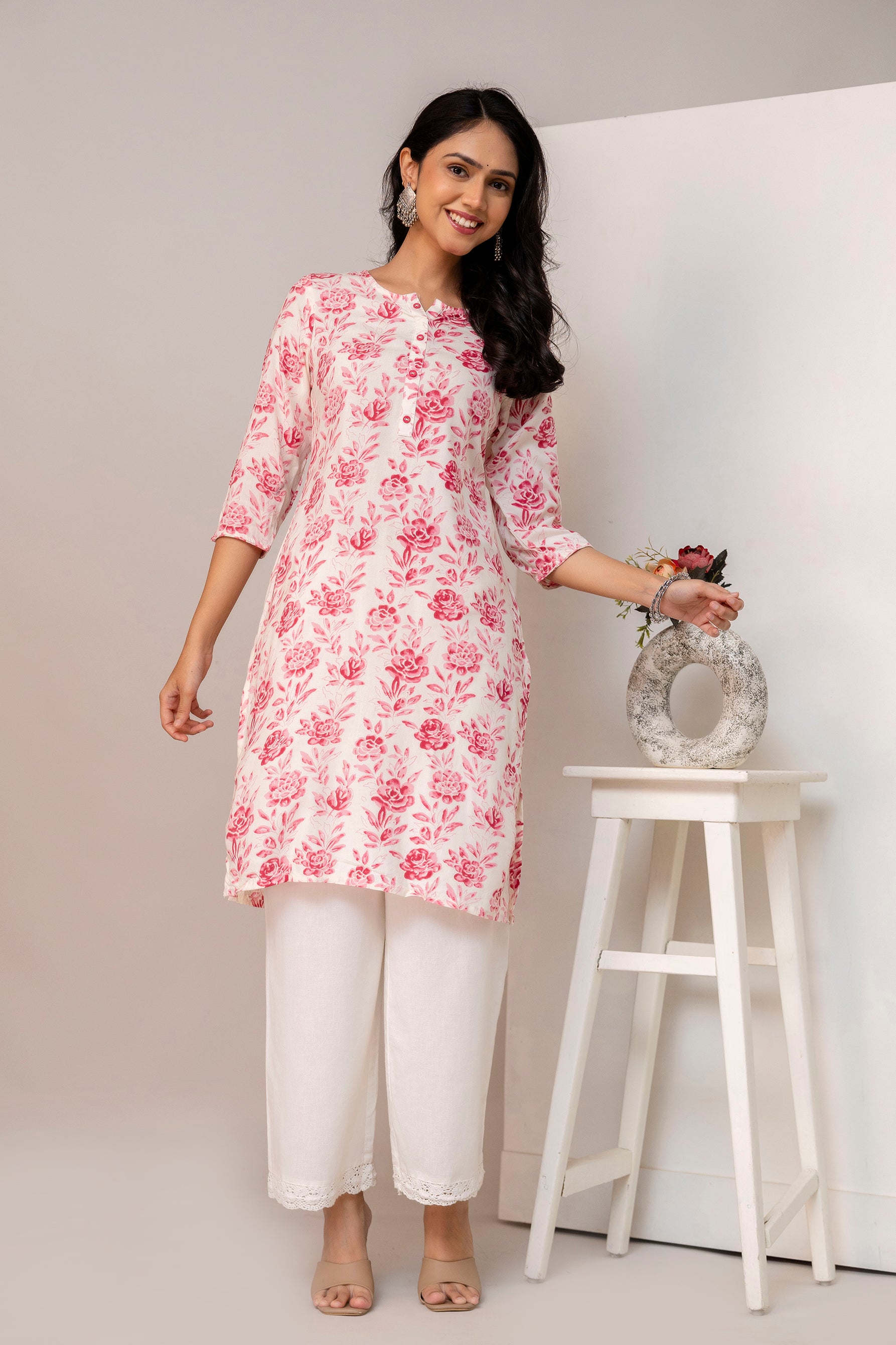 Printed Straight kurta with pant