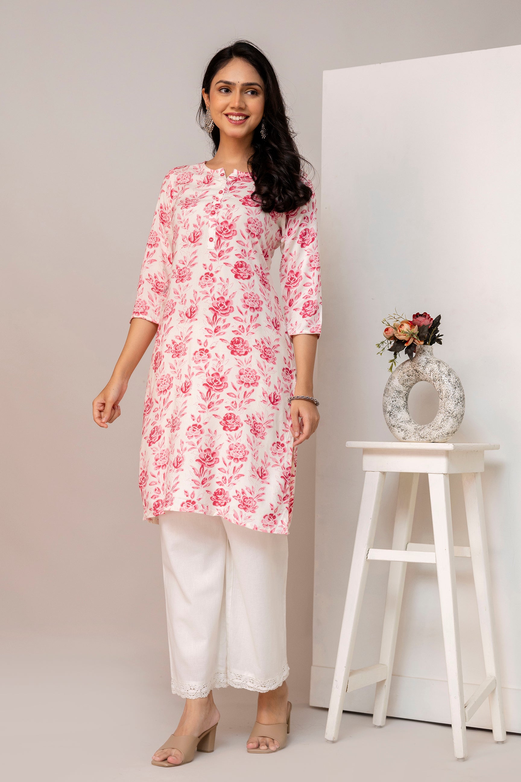 Printed Straight kurta with pant