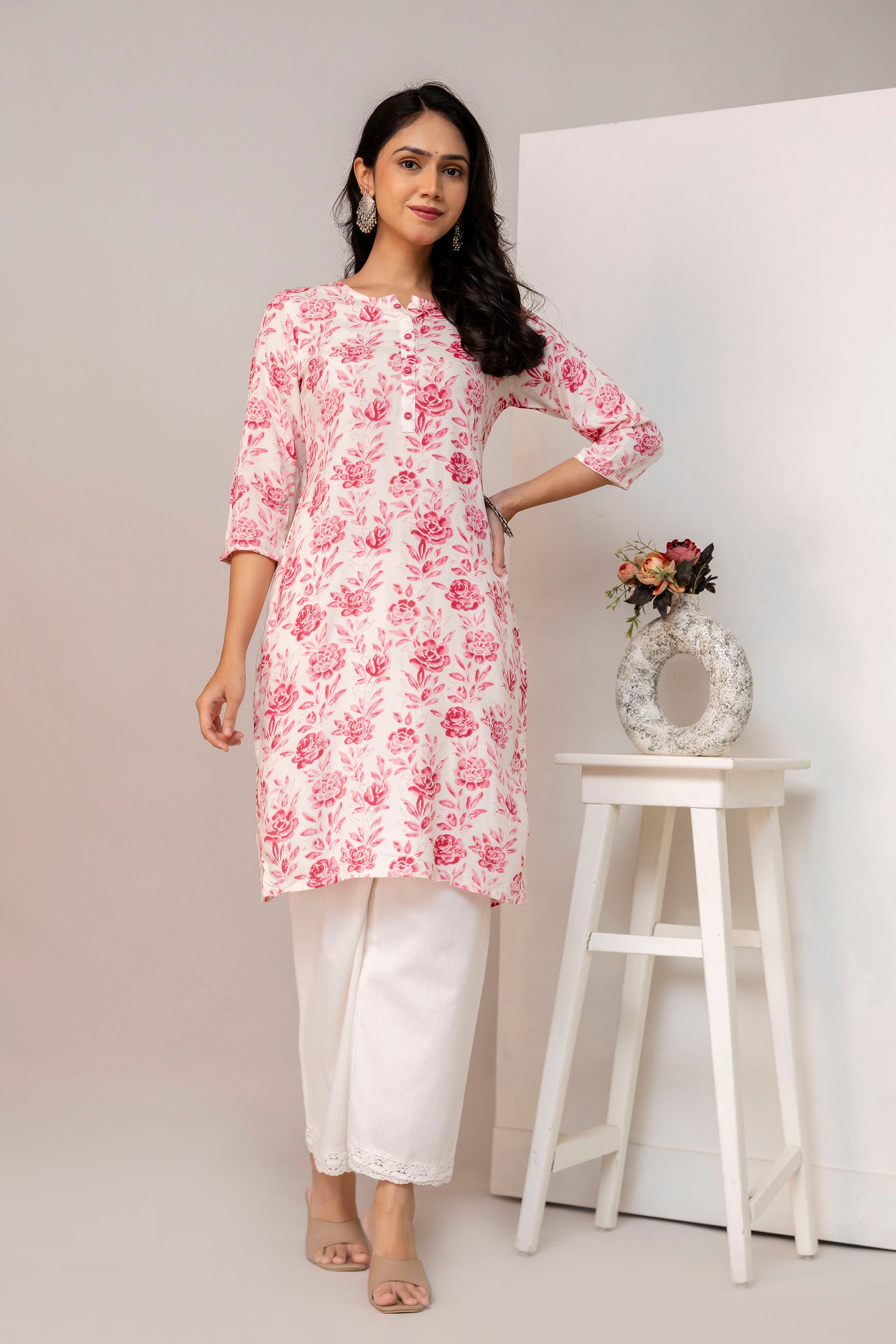 Printed Straight kurta with pant